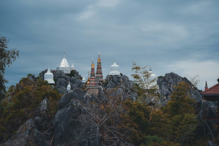 การประยุกต์แนวทางการส่งเสริมเศรษฐกิจสร้างสรรค์ (Creative Economy)เพื่อพัฒนาเศรษฐกิจเทศบาลนครลำปาง